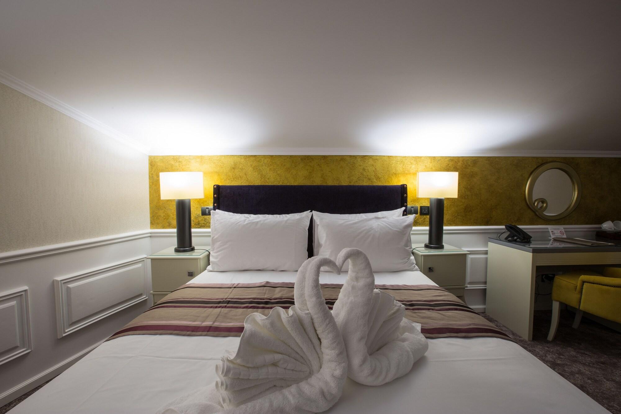 Peninsula Boutique Hotel Constanţa Extérieur photo